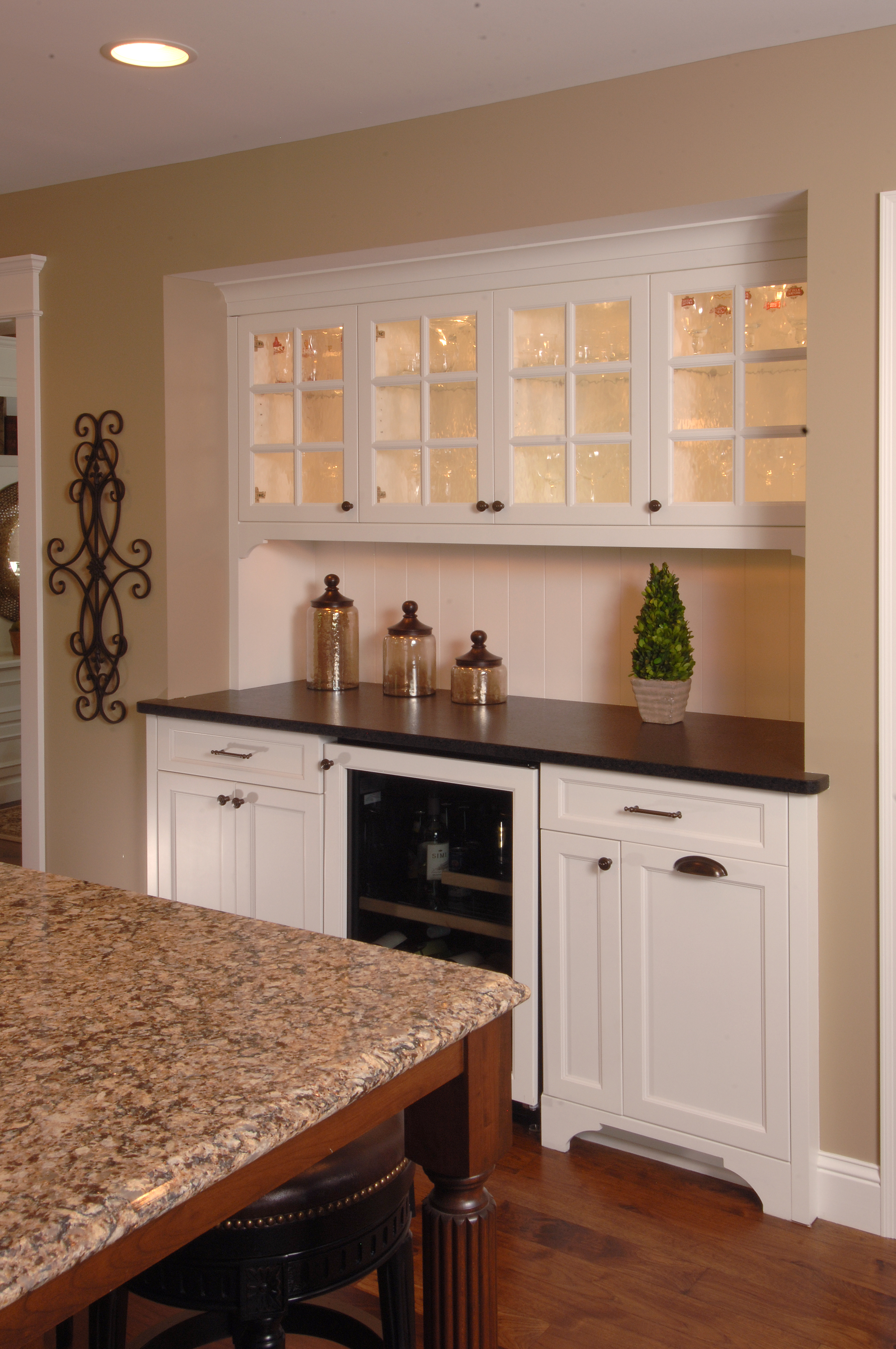 Traditional Country Kitchen - Destiny Homes